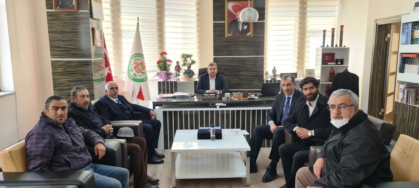 Bünyan Belediye Başkanımızı makamında ziyaret ederek yapılacak yardımlar hakkında görüş alış verişinde bulunduk.